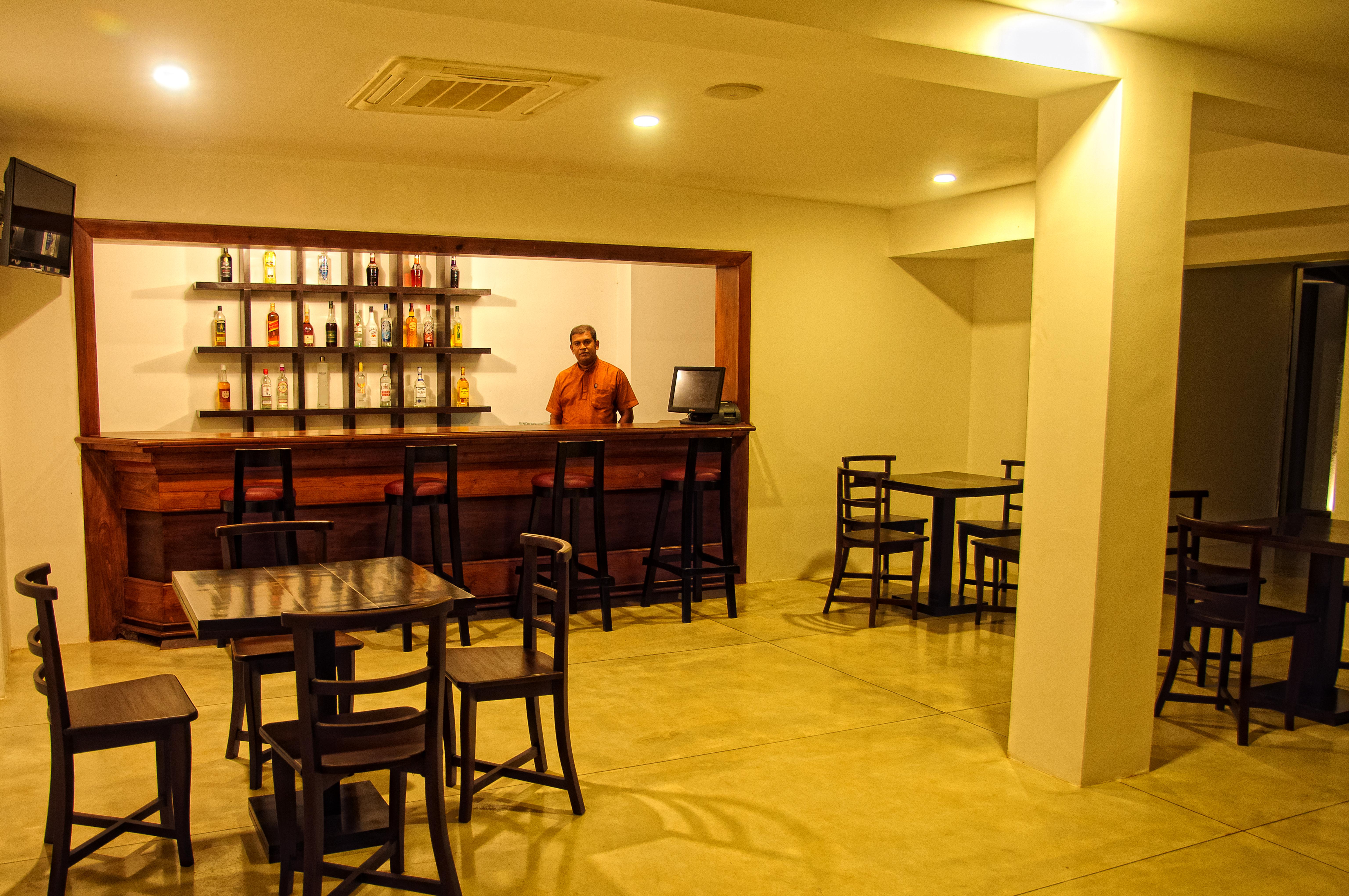 Rajarata Hotel Anuradhapura Dış mekan fotoğraf
