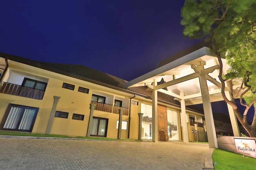 Rajarata Hotel Anuradhapura Dış mekan fotoğraf