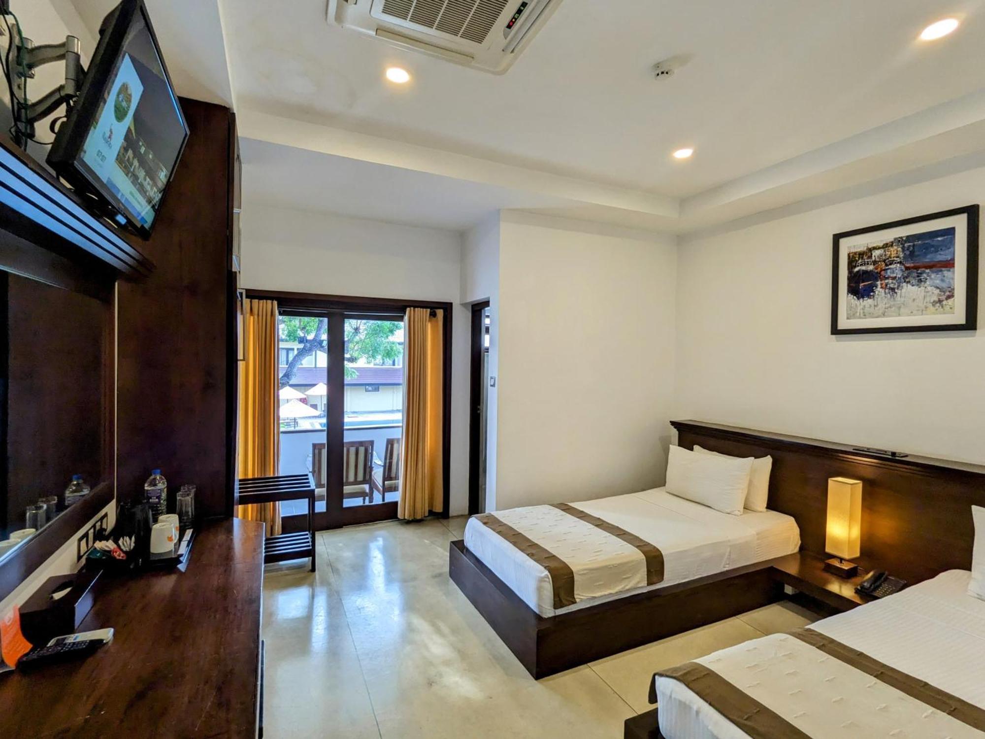 Rajarata Hotel Anuradhapura Dış mekan fotoğraf